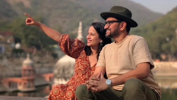 Couple at Alwar Palace